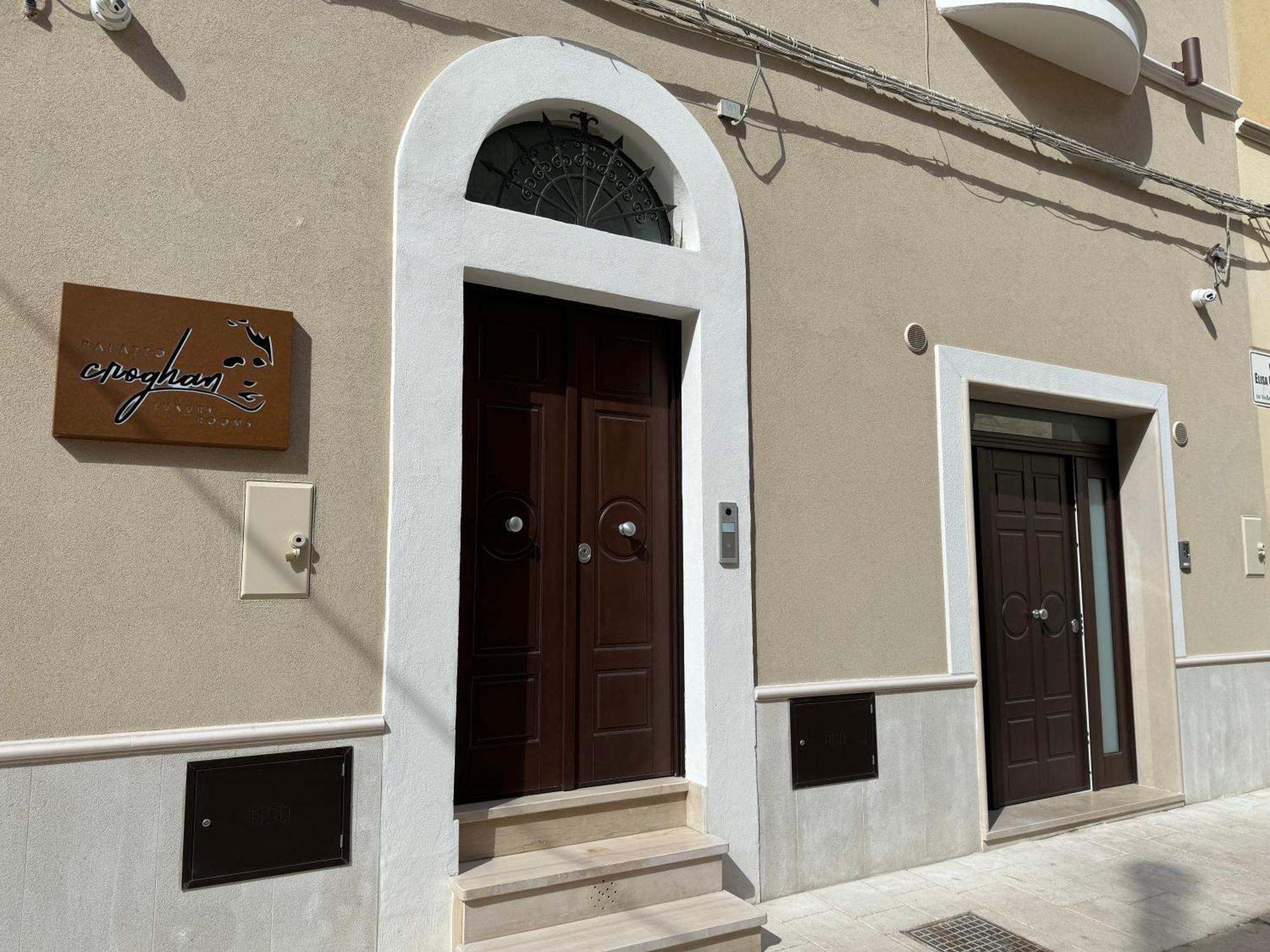 B&B Palazzo Croghan Torremaggiore Luaran gambar