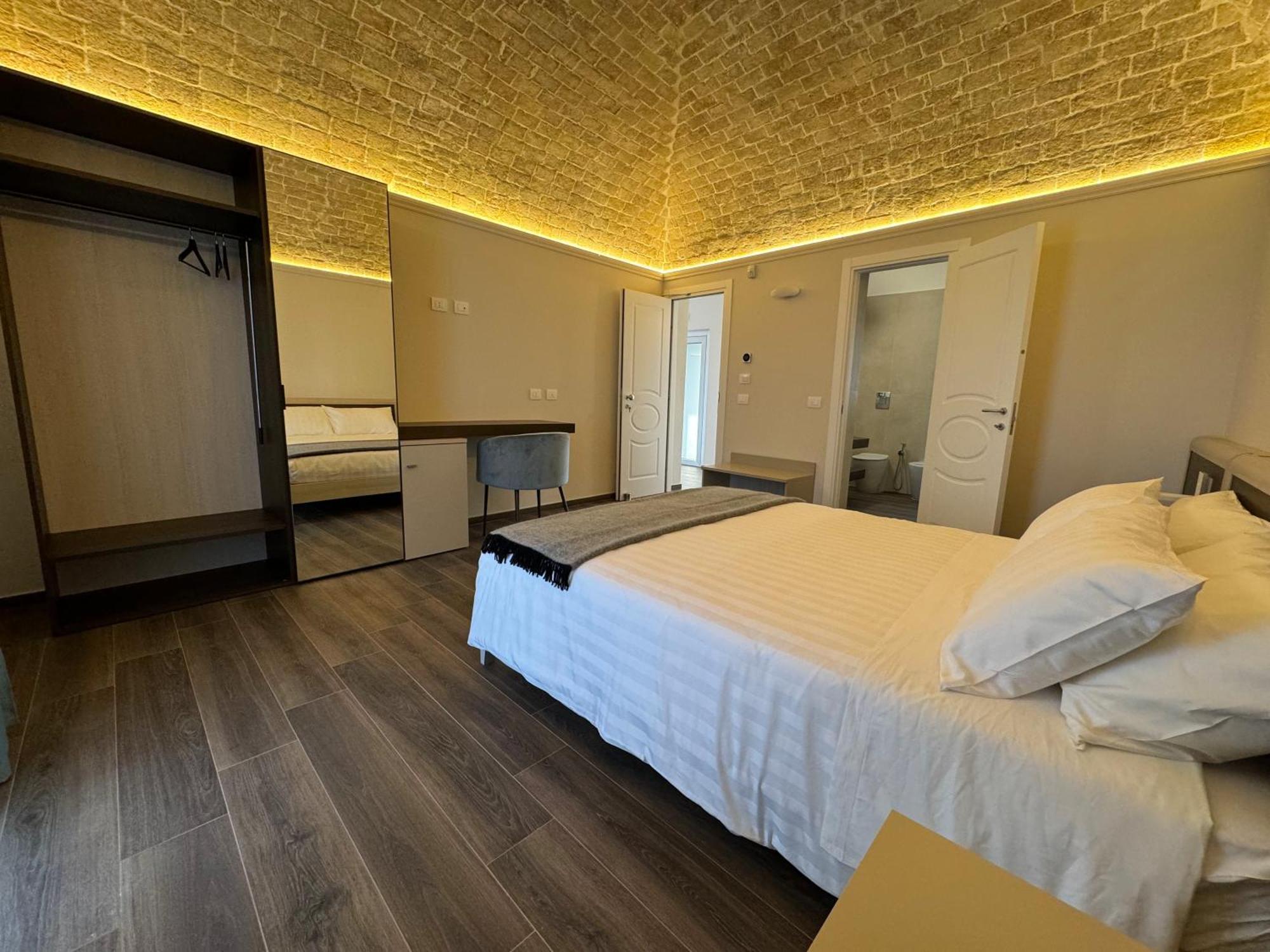 B&B Palazzo Croghan Torremaggiore Luaran gambar
