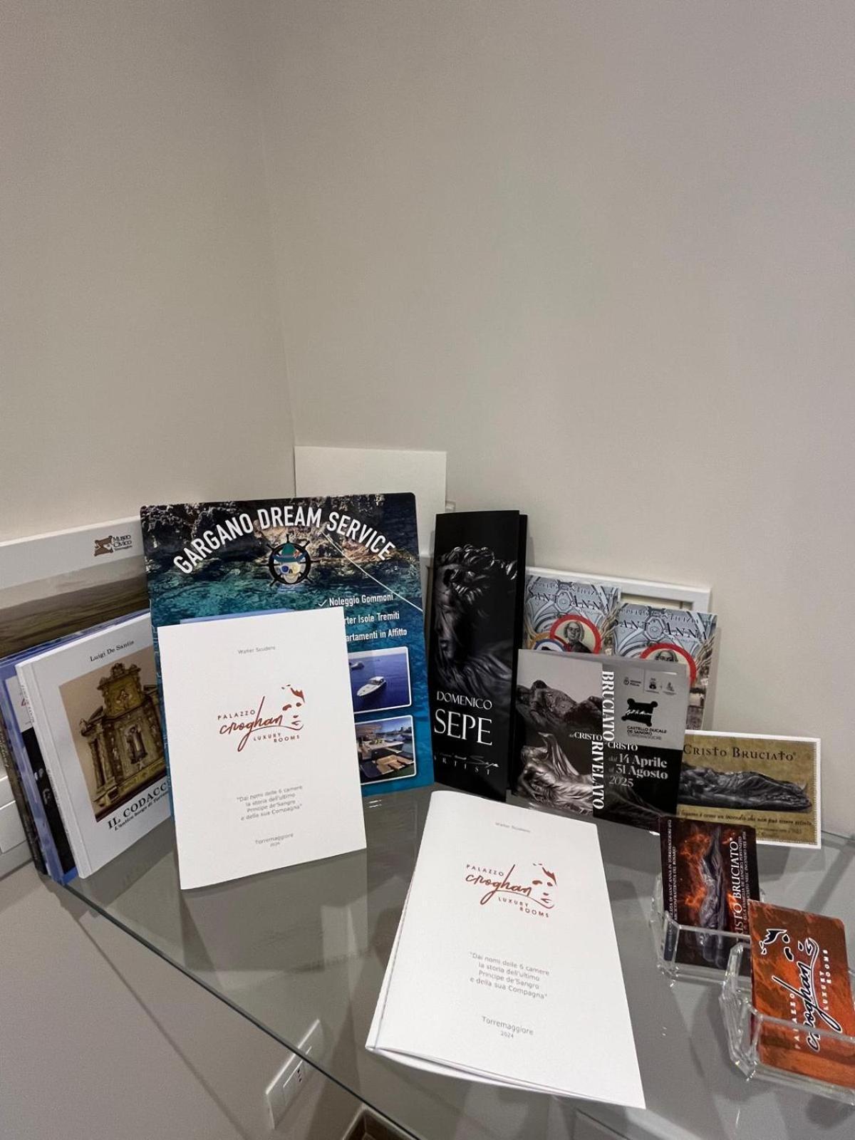 B&B Palazzo Croghan Torremaggiore Luaran gambar